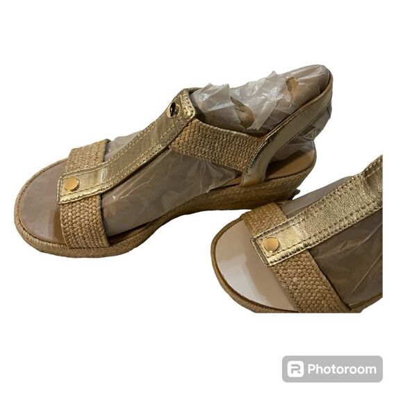 Vionic Calera ankle strap sandal NWOT 7W - Picture 4 of 6